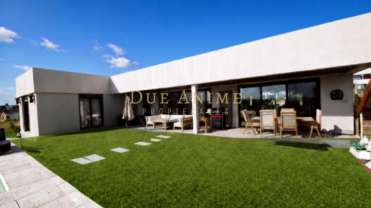 Casa ID.30 -  Colinas de Carrasco, Venta casa 4 dorm con Piscina infinita U$S590.000