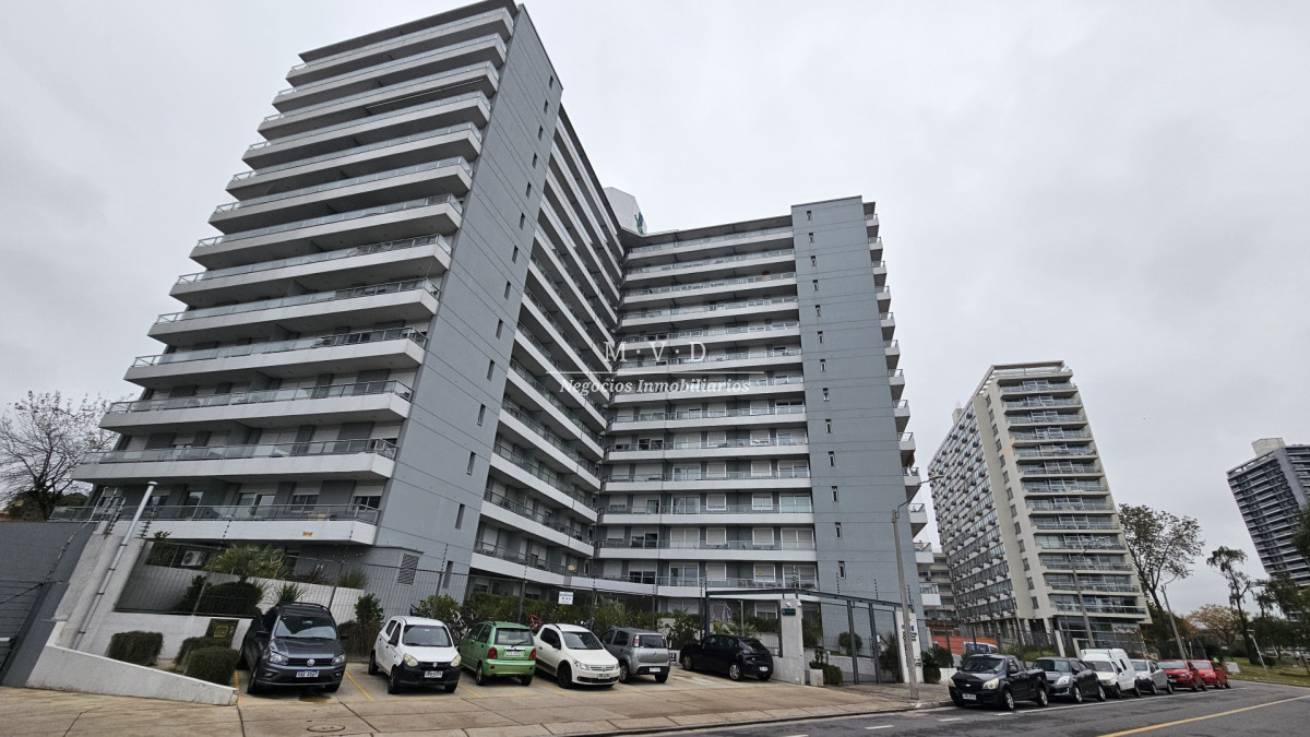 Apartamento ID.14 - Apartamento de 1 D con terraza y garaje, piso alto, vista muy despejada
