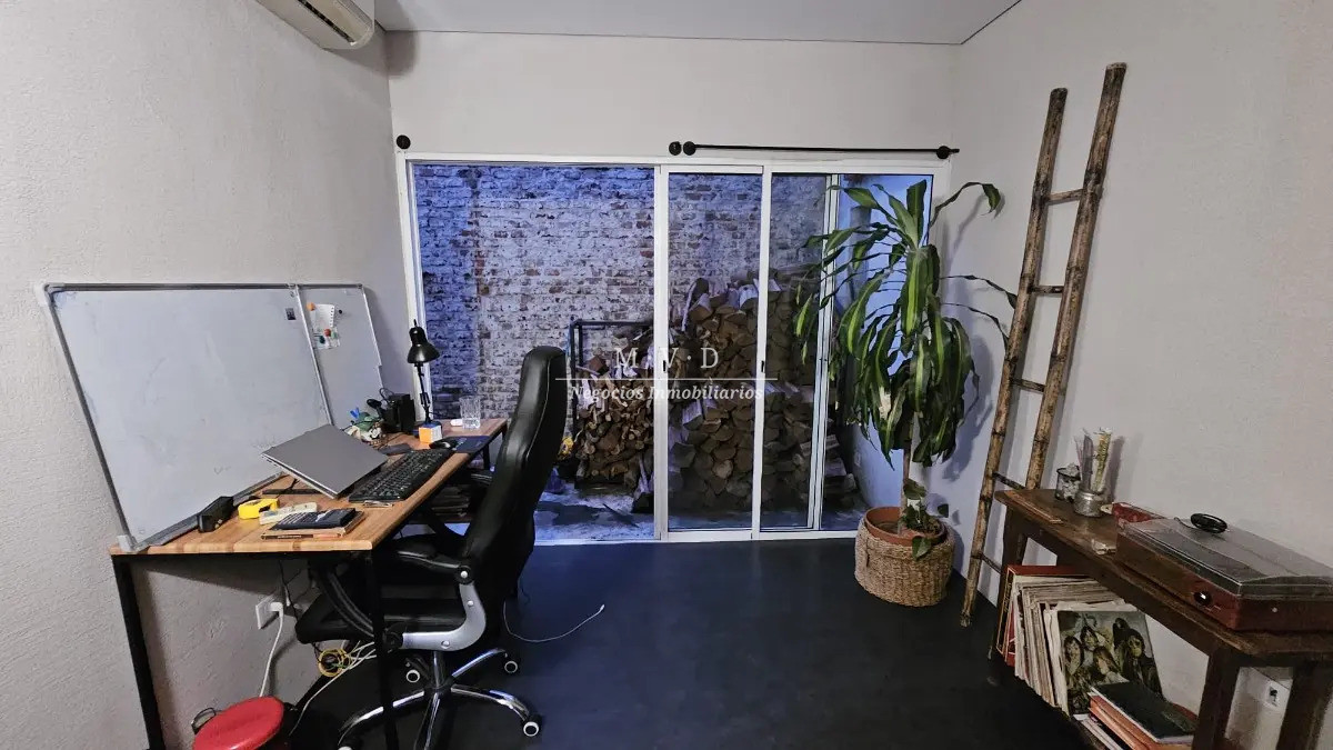 Casa ID.1 - Venta Casa En Malvín, 3 Dormitorios, Cochera, Minimalista, Nueva.