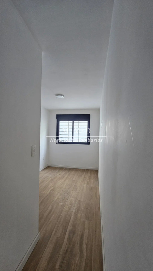 Casa ID.2 - Casa En Venta A Estrenar En Cordón, Cuatro Dormitorios, Garaje, Patio Y Azoteas