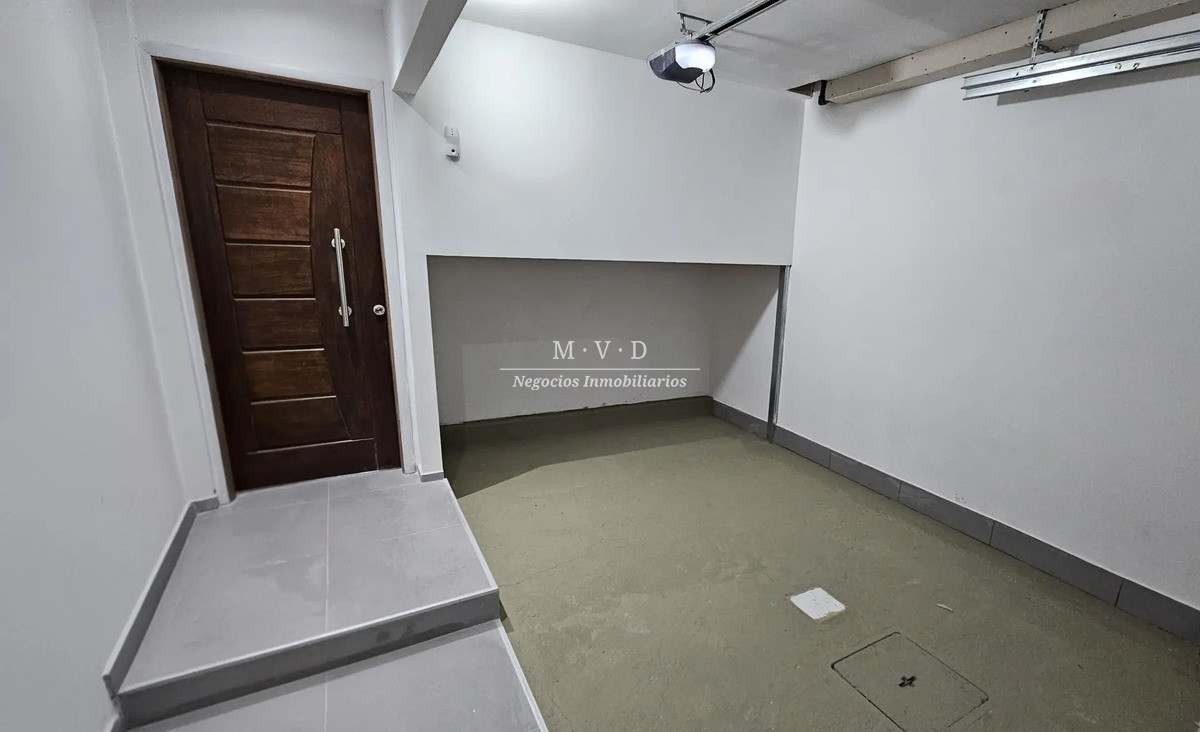Casa ID.3 - Casa A Estrenar En Venta En Cordón, 3 Dormitorios, Escritorio, Garaje, Patio, Terraza Y Azotea