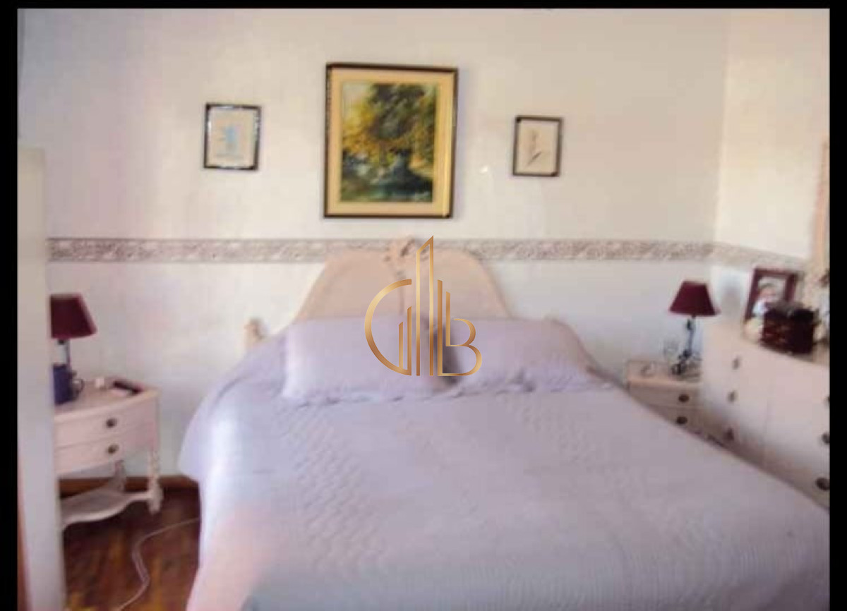 Casa ID.54 - Casa de 3 Dormitorios con Terraza y Parrillero Techado sobre Santa Ana