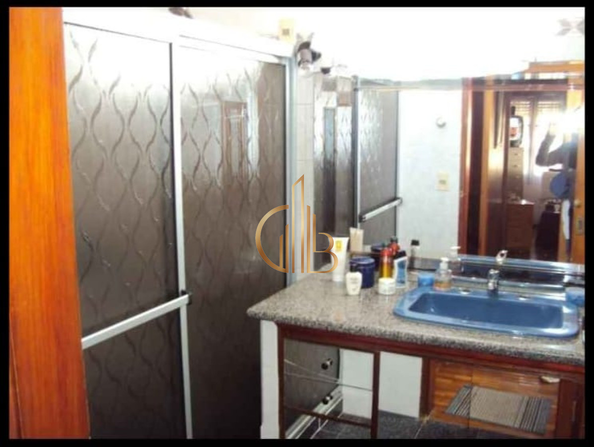 Casa ID.54 - Casa de 3 Dormitorios con Terraza y Parrillero Techado sobre Santa Ana