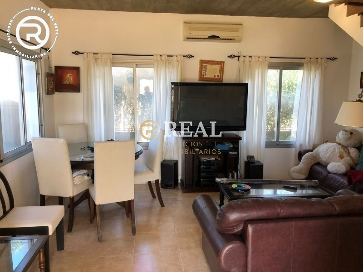 Casa ID.1026 - Casa en venta con vista al Mar