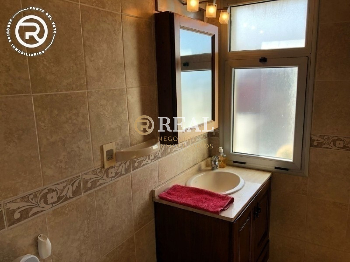 Casa ID.1026 - Casa en venta con vista al Mar