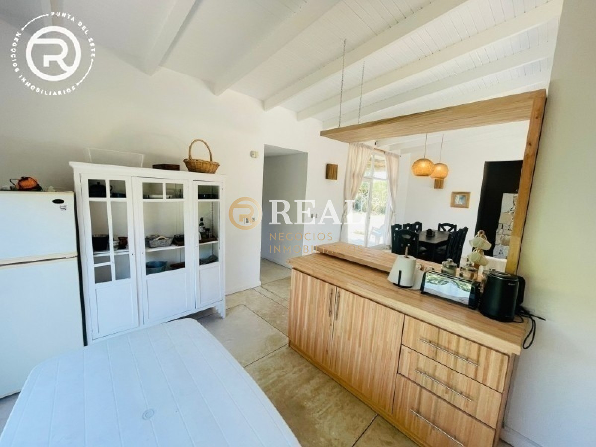 Casa ID.1035 - Casa en alquiler temporal y venta a pasos del mar