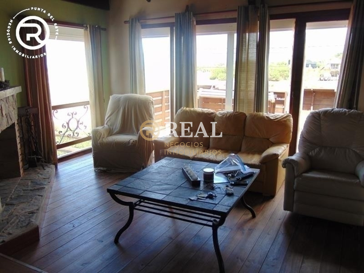 Casa ID.103 - Casa muy cercana al mar con piscina.