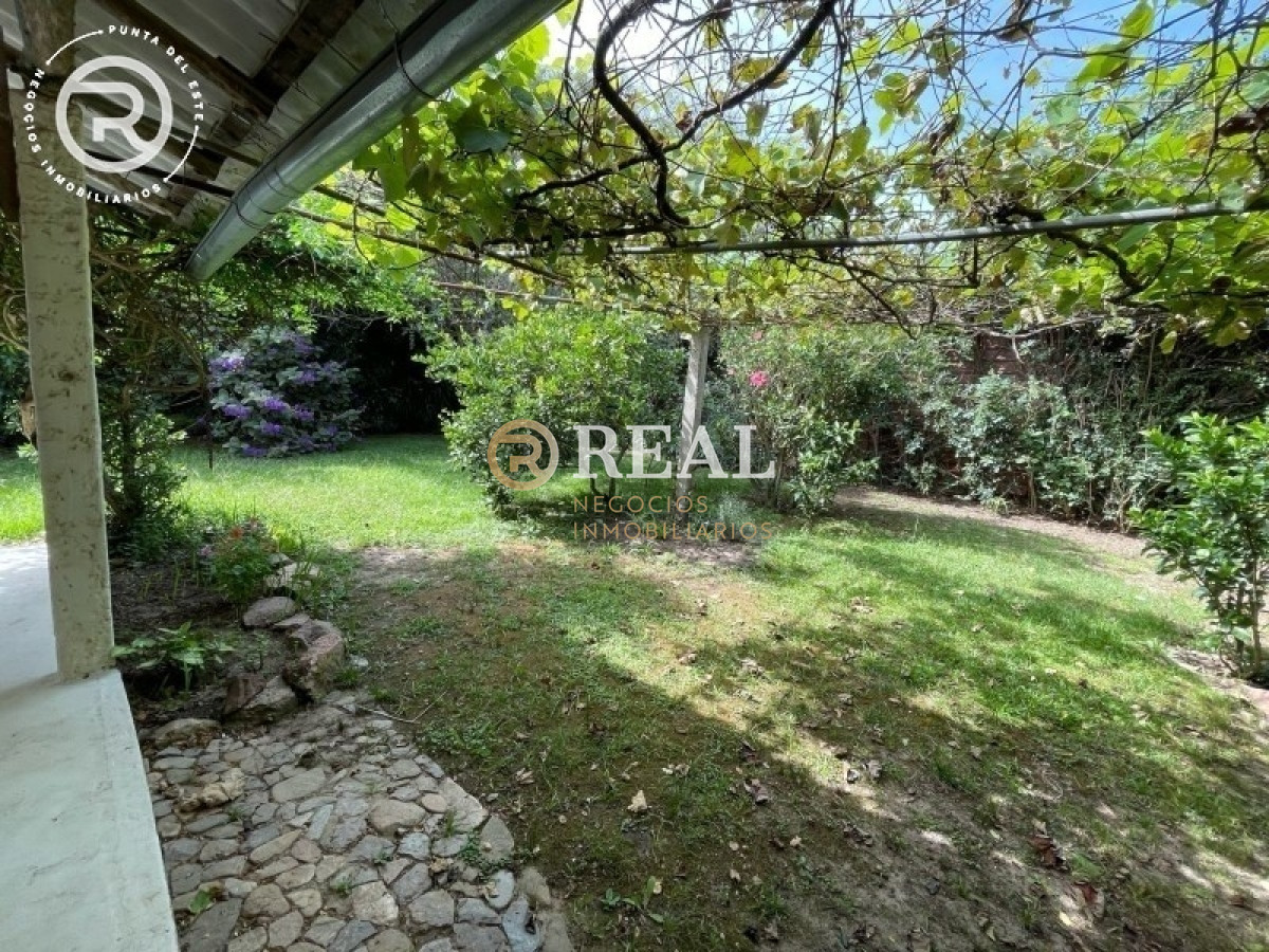 Casa ID.1099 - Casa en venta Balneario Buenos Aires