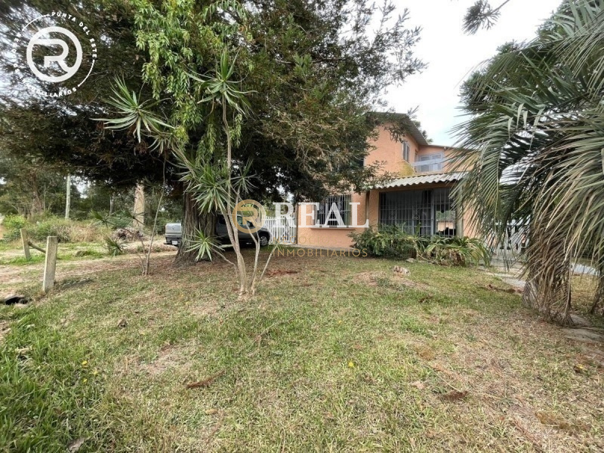 Casa ID.1125 - Casa con dependencia en Balneario Buenos Aires