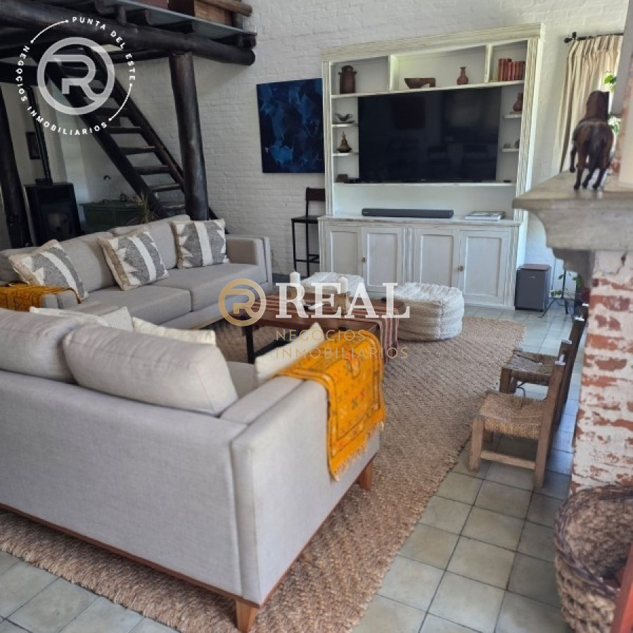 Casa ID.1130 - Casa en venta, La Barra.