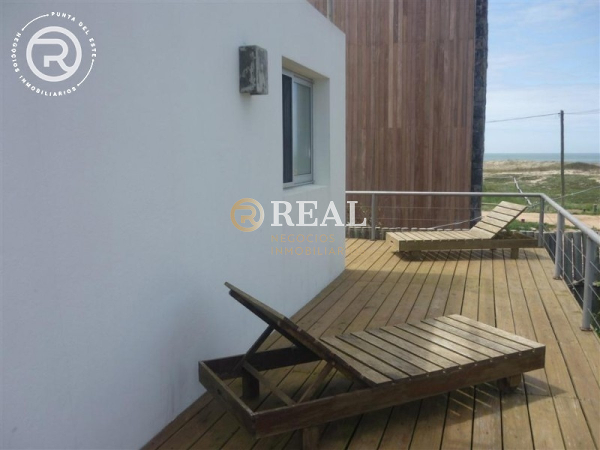 Casa ID.149 - Casa en alquiler con vista al mar muy cerca de José Ignacio.