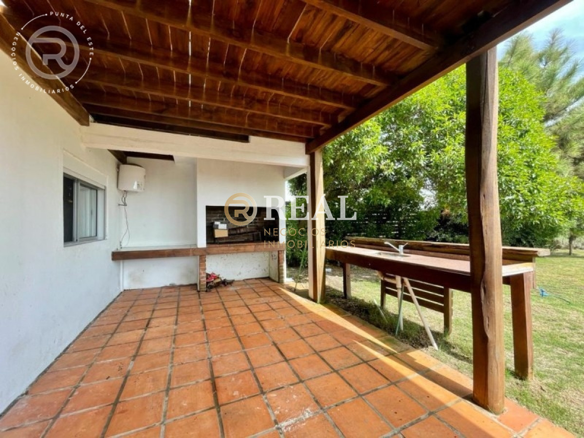 Casa ID.154 - Casa en alquiler en Balneario Buenos Aires.