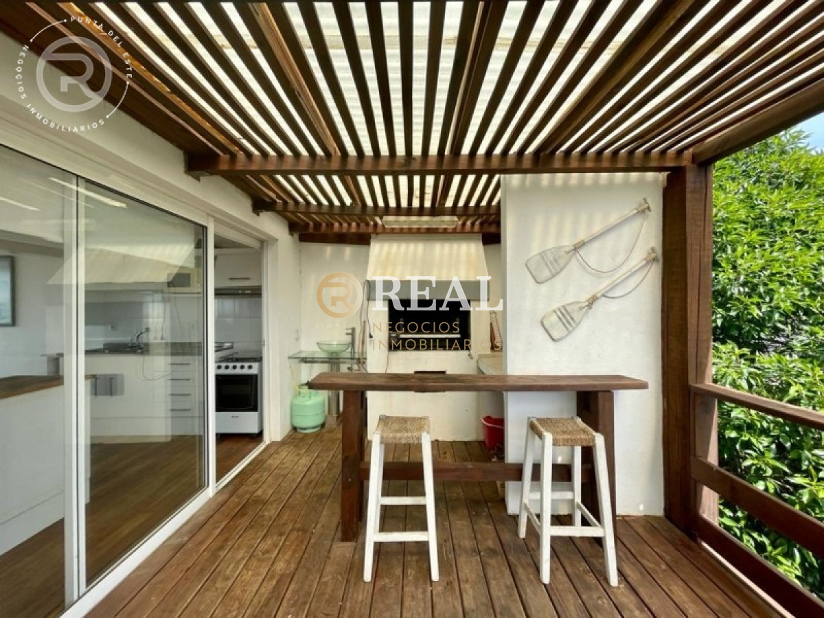 Casa ID.154 - Casa en alquiler en Balneario Buenos Aires.