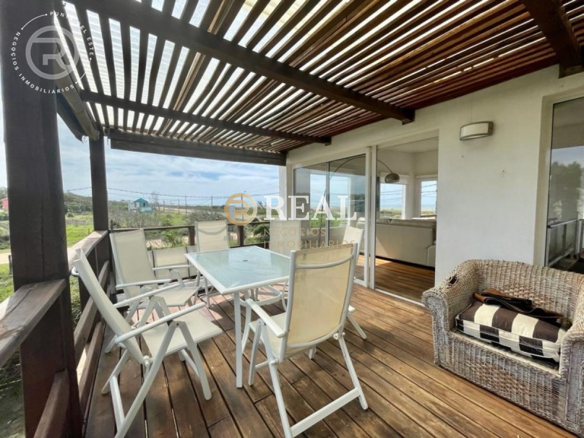 Casa ID.154 - Casa en alquiler en Balneario Buenos Aires.