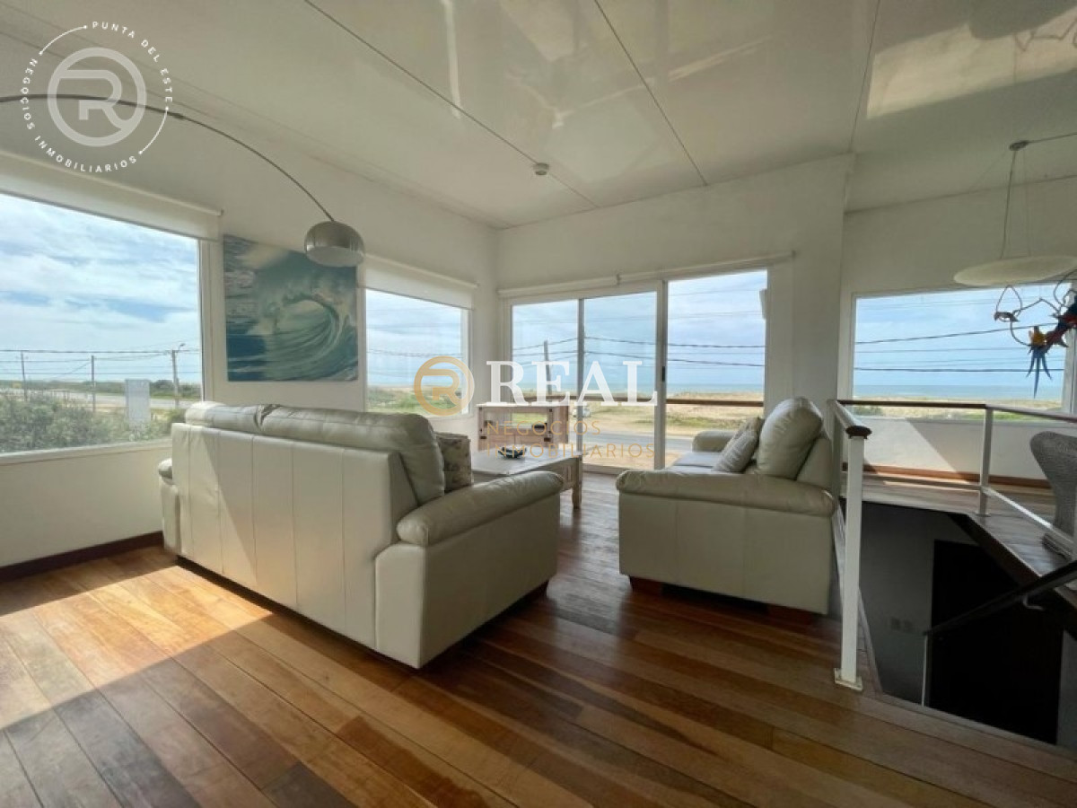 Casa ID.154 - Casa en alquiler en Balneario Buenos Aires.