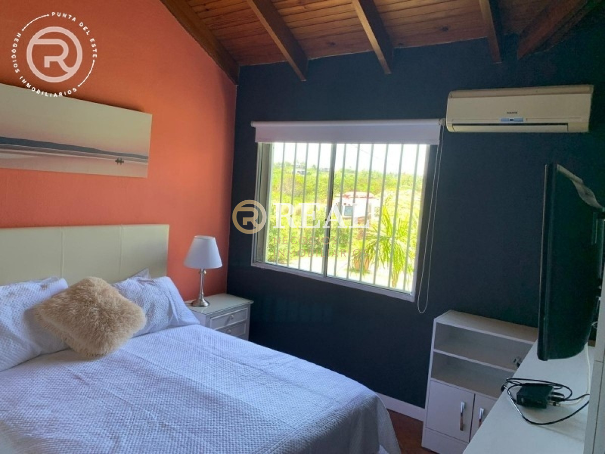 Casa ID.158 - Casa en Balneario Buenos Aires, primera línea