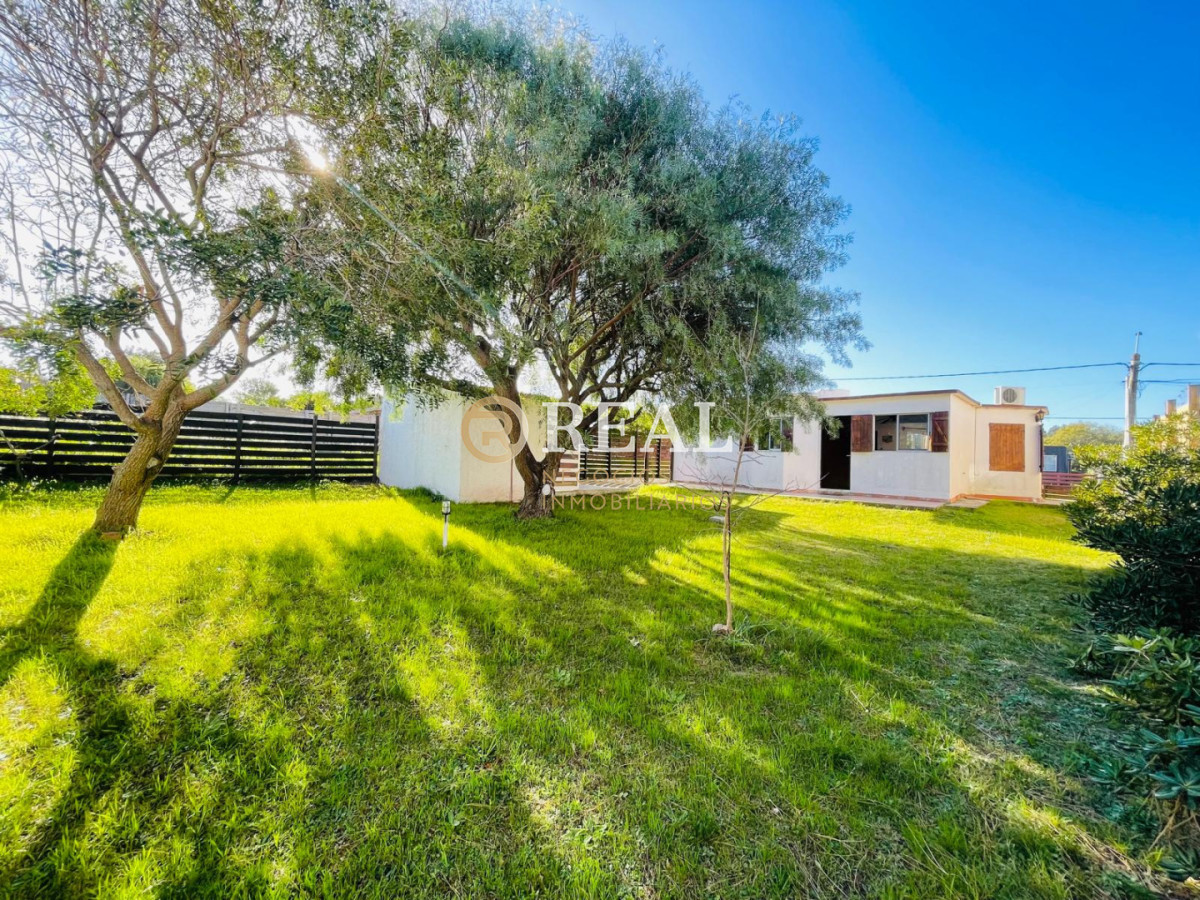 Casa ID.1055 - Casa en venta Balneario Buenos Aires