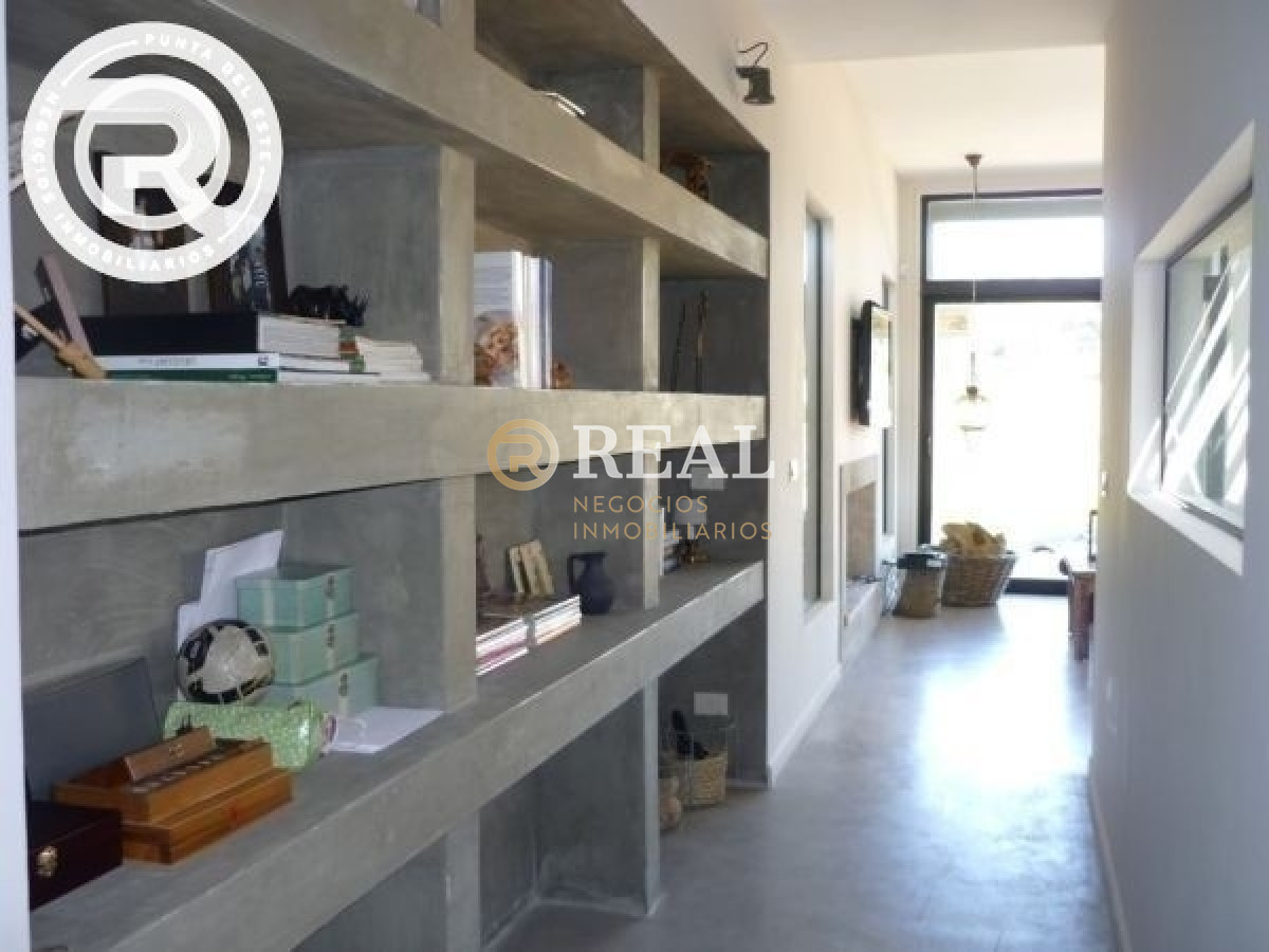 Casa ID.188 - Moderna Casa en alquiler en Pueblo San Vicente.