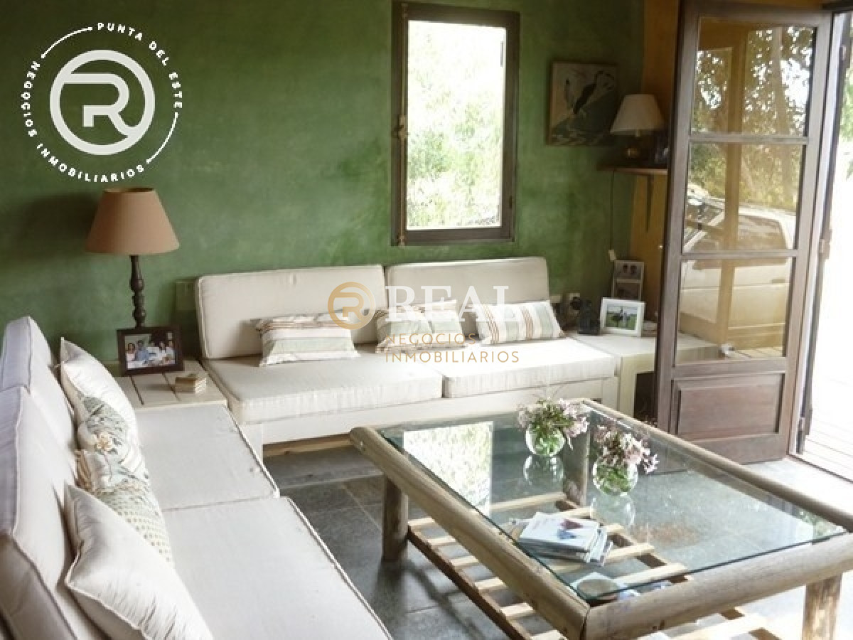 Casa ID.190 - Muy linda casa a metros del mar.