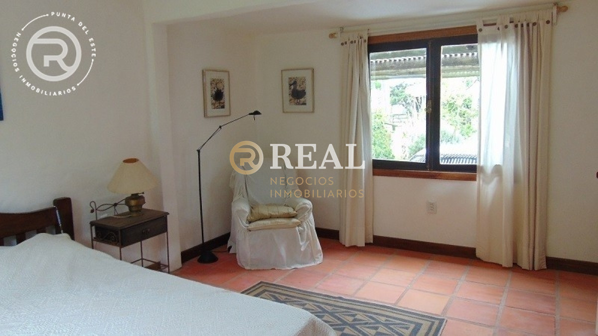 Casa ID.190 - Muy linda casa a metros del mar.