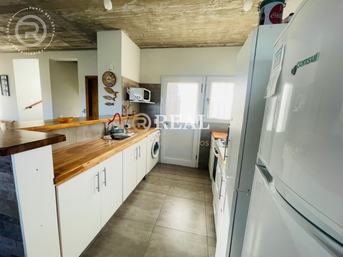 Casa ID.195 - Moderna y con amplios ambientes