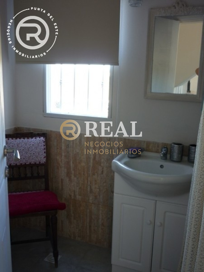 Casa ID.238 - Casa en alquiler en Balneario Buenos Aires.