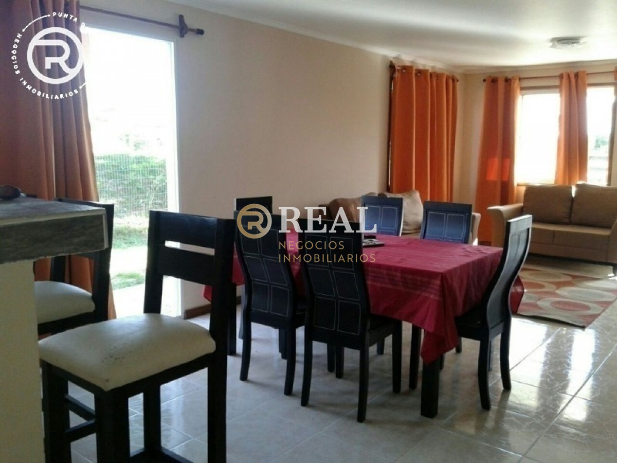 Casa ID.240 - Casa en venta y alquiler en Balneario Buenos Aires.
