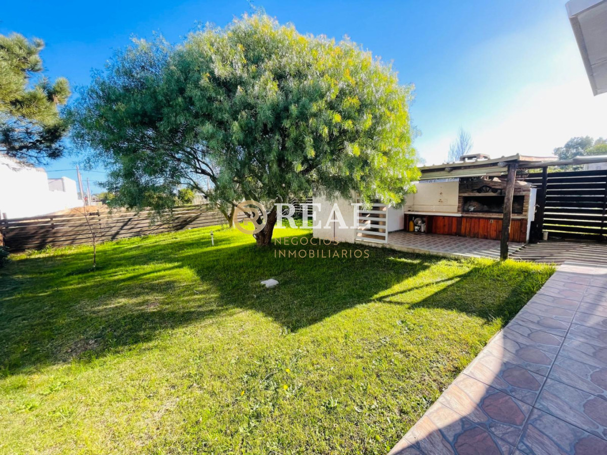 Casa ID.1055 - Casa en venta Balneario Buenos Aires