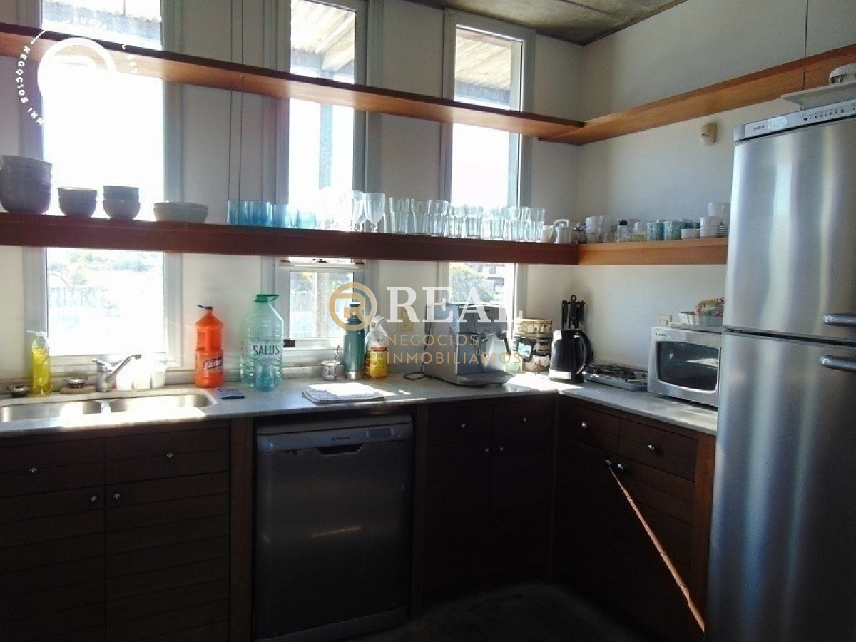 Casa ID.380 - Casa en venta y alquiler sobre el mar