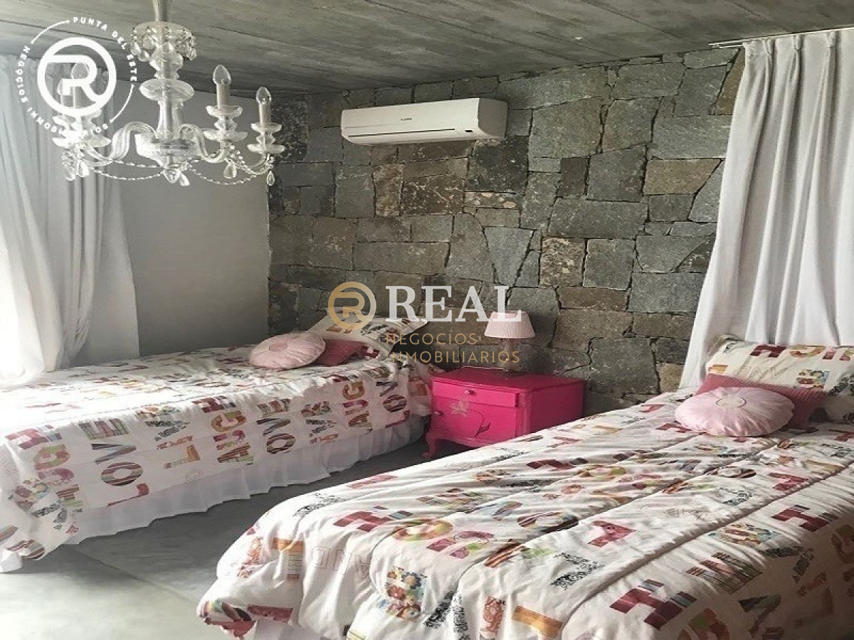 Casa ID.380 - Casa en venta y alquiler sobre el mar