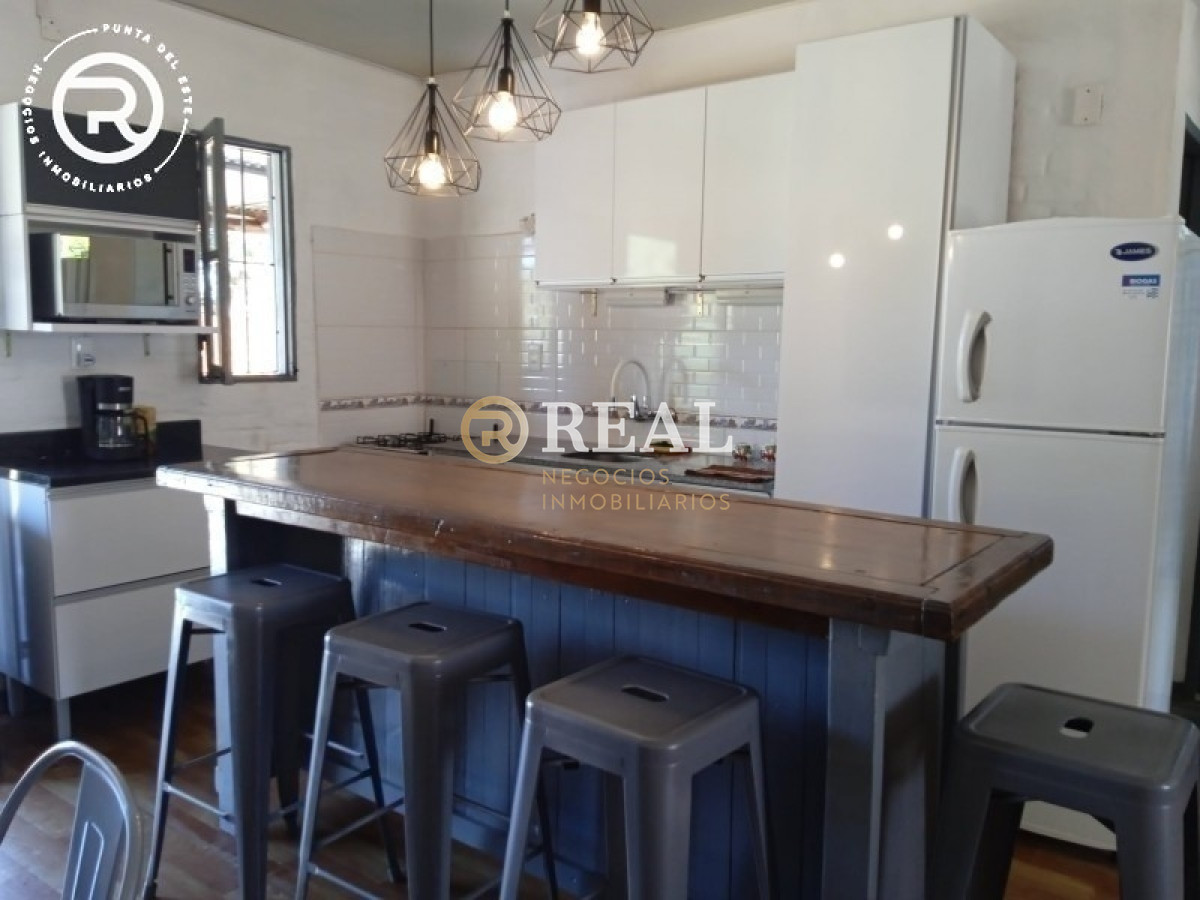 Casa ID.392 - Se alquila casa en Balneario Buenos Aires a 300 mts del mar