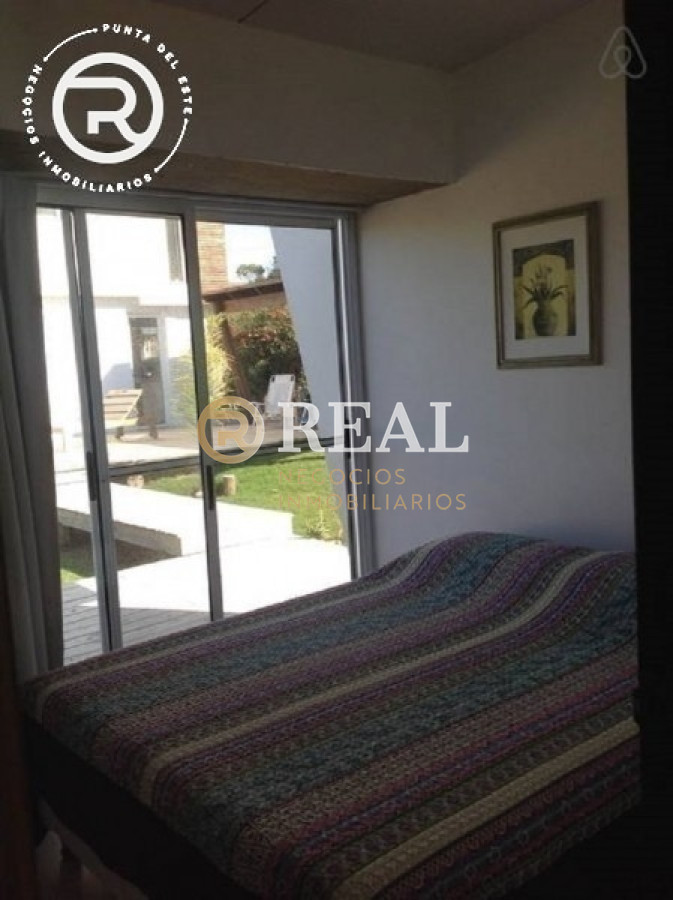 Casa ID.3 - Casa moderna con dependencia.