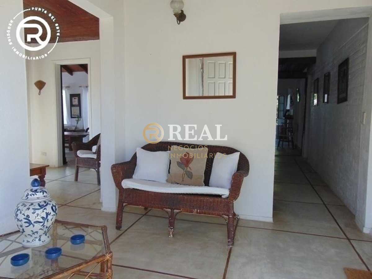 Casa ID.412 - Chalet muy bien ubicado en La Barra
