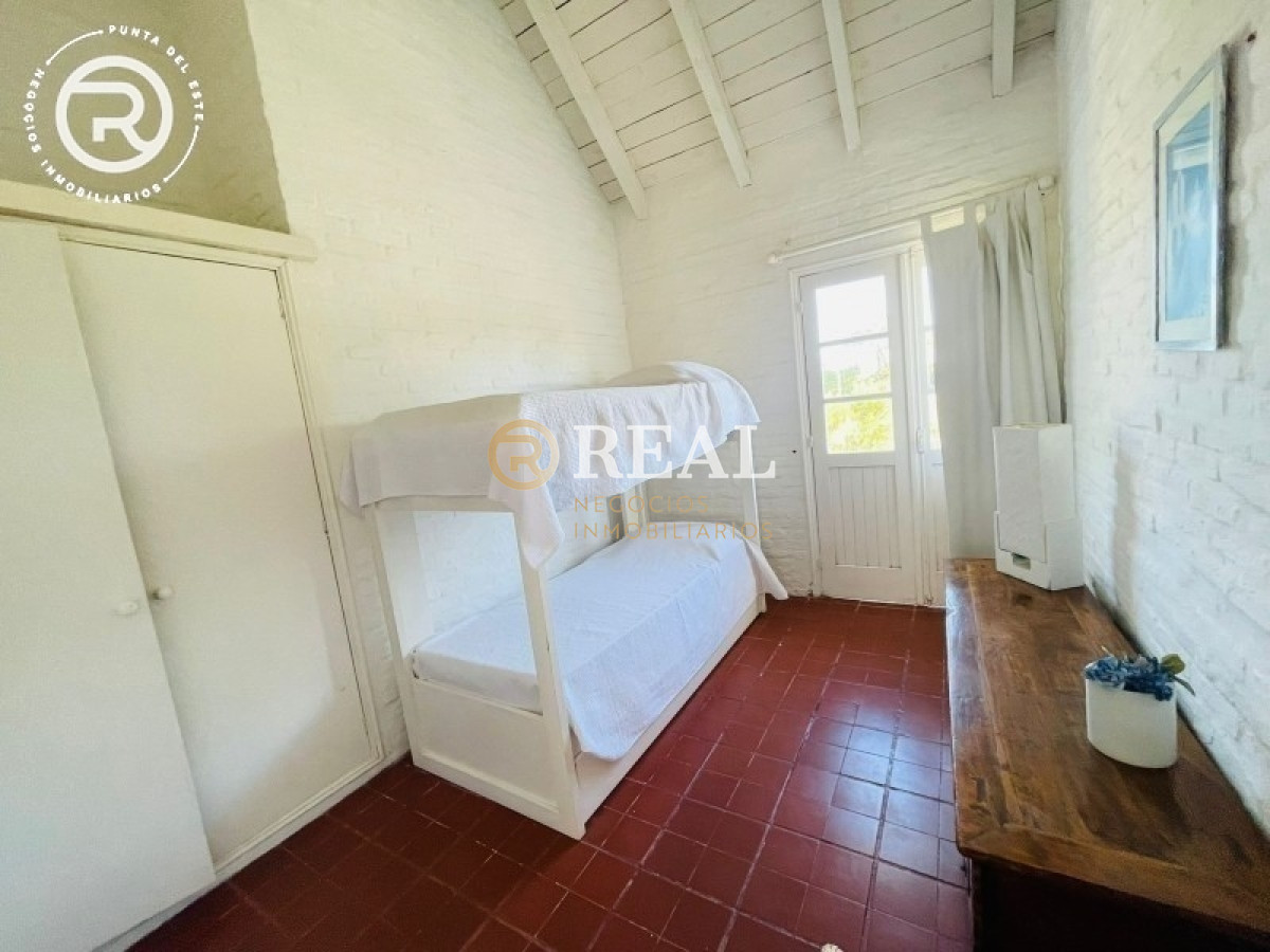 Casa ID.412 - Chalet muy bien ubicado en La Barra