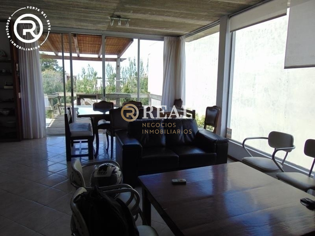 Casa ID.415 - Casa super equipada a dos cuadras de la playa en Manantiales