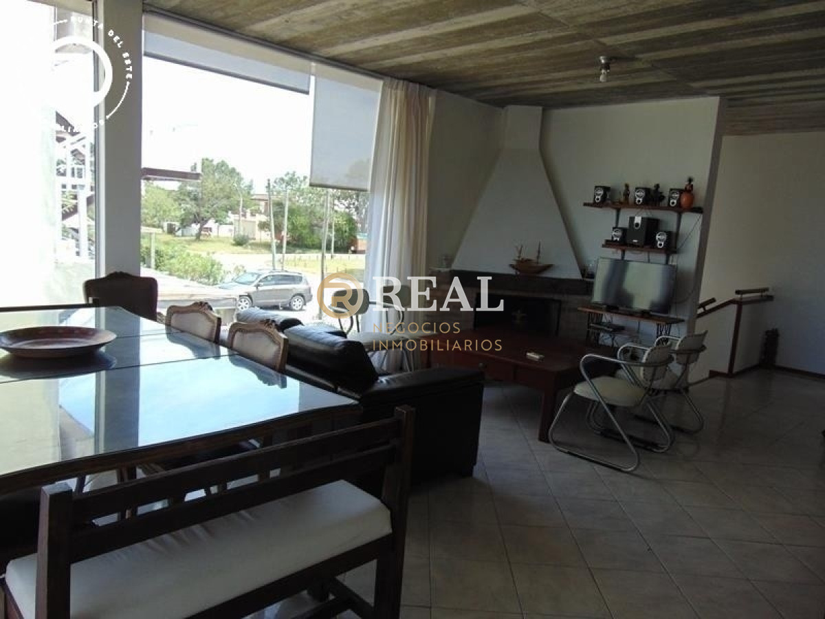 Casa ID.415 - Casa super equipada a dos cuadras de la playa en Manantiales