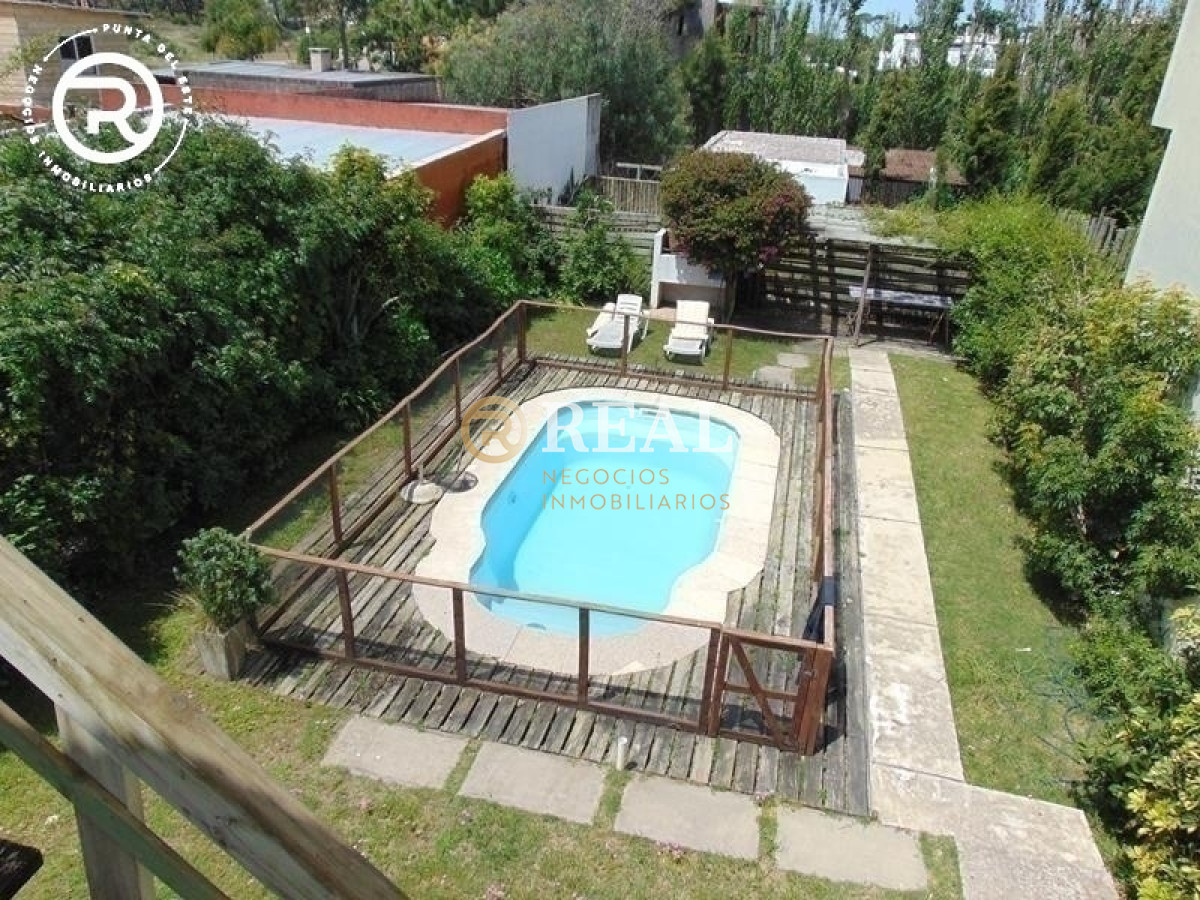 Casa ID.415 - Casa super equipada a dos cuadras de la playa en Manantiales