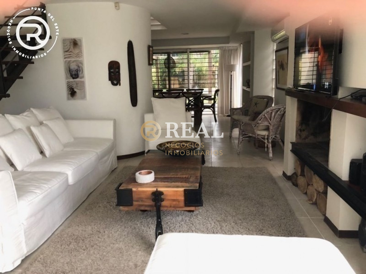 Casa ID.438 - Casa en alquiler en La Barra