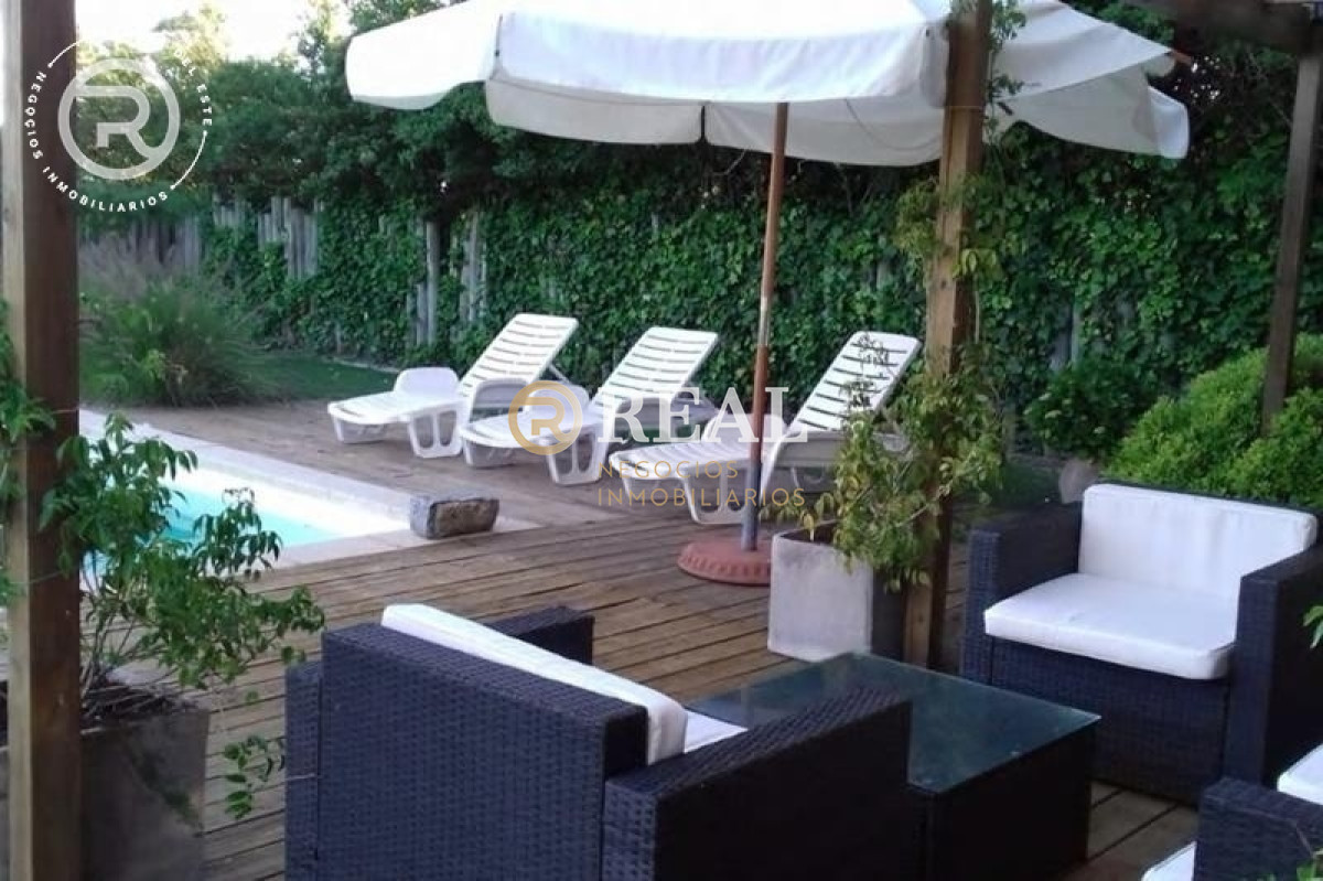 Casa ID.449 - Casa con piscina y cancha de tenis