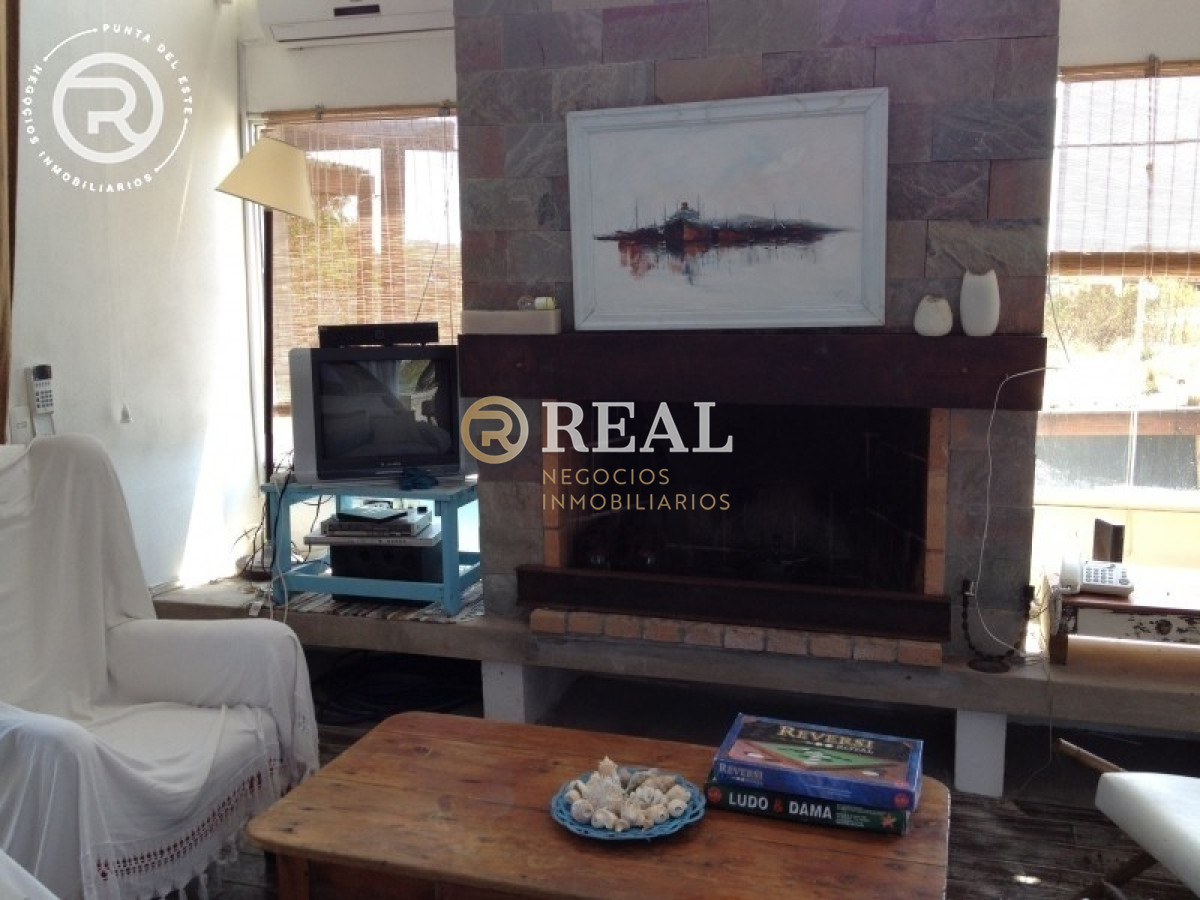 Casa ID.4 - Casa en alquiler y venta con gran potencial
