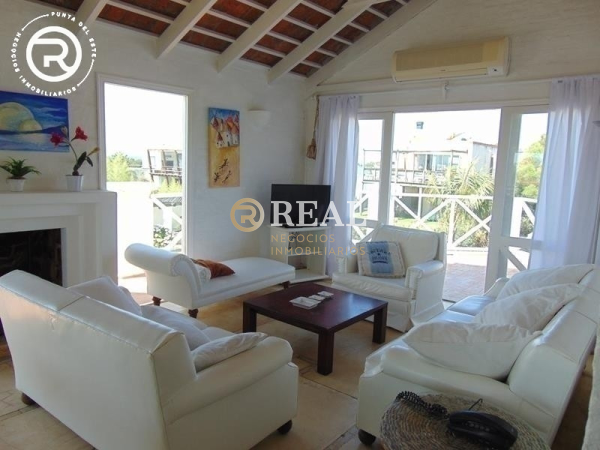 Casa ID.516 - Cálida casa con vista al mar