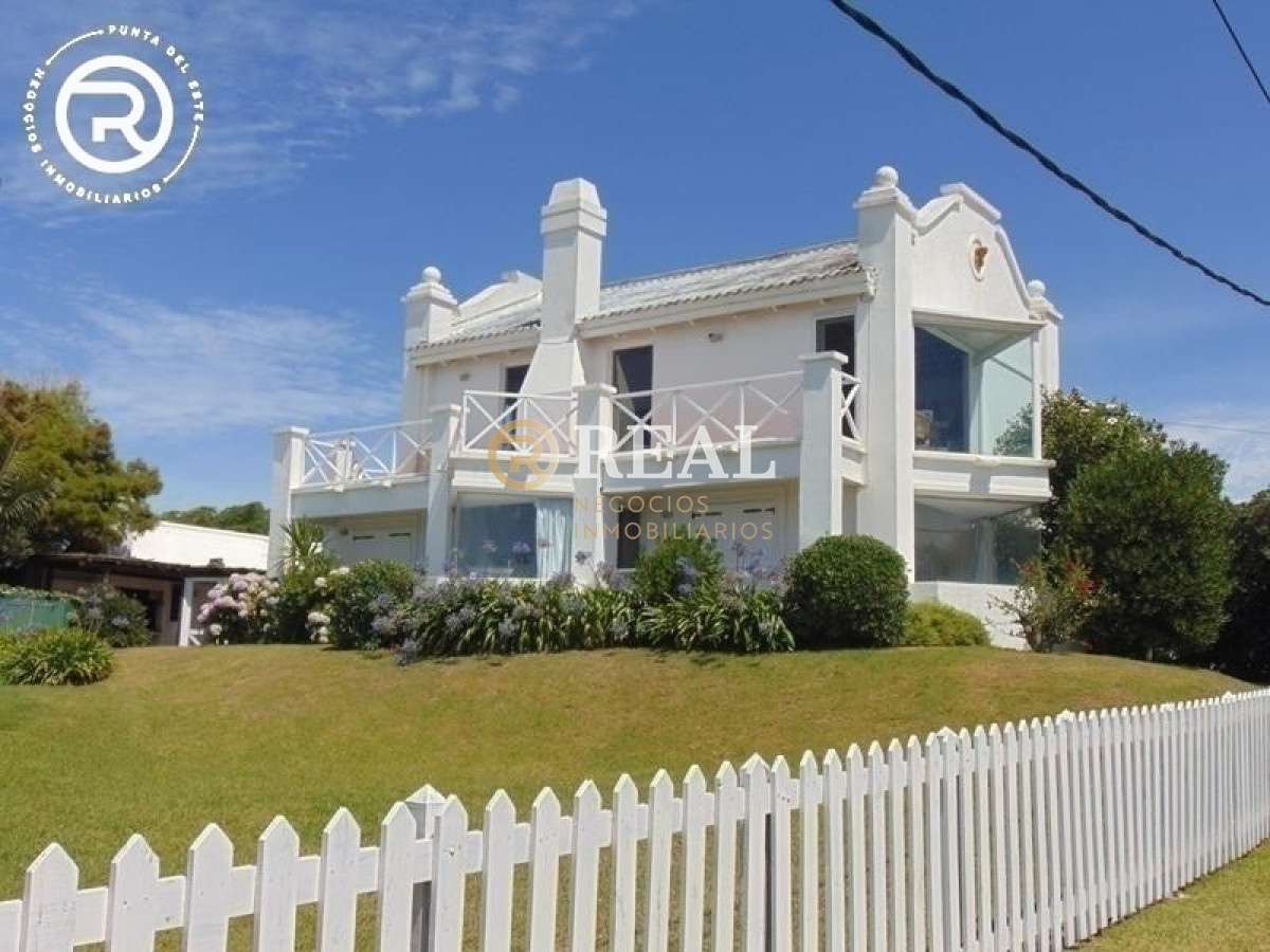 Casa ID.516 - Cálida casa con vista al mar