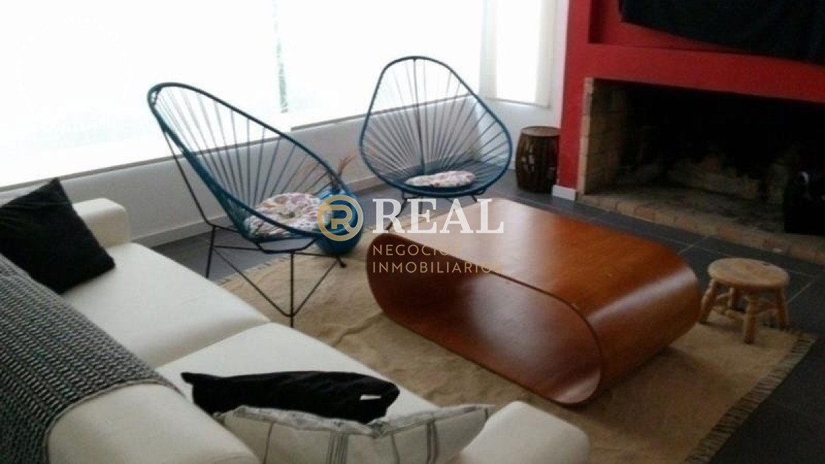 Casa ID.552 - Muy linda casa con piscina en Montoya
