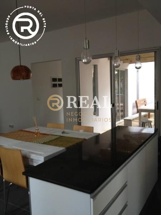 Casa ID.552 - Muy linda casa con piscina en Montoya