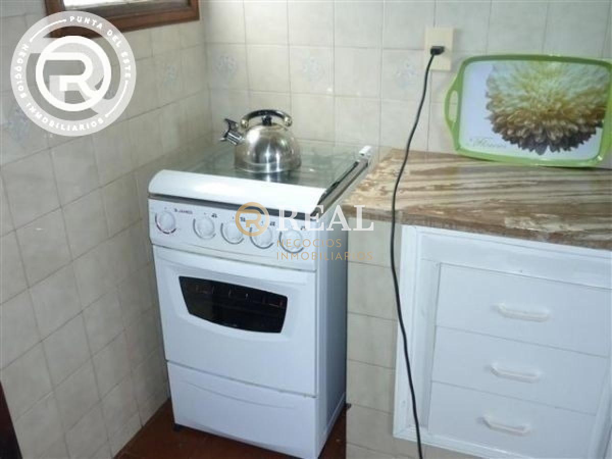 Casa ID.83 - Amplia casa ubicada en Altos de Punta de Piedras.