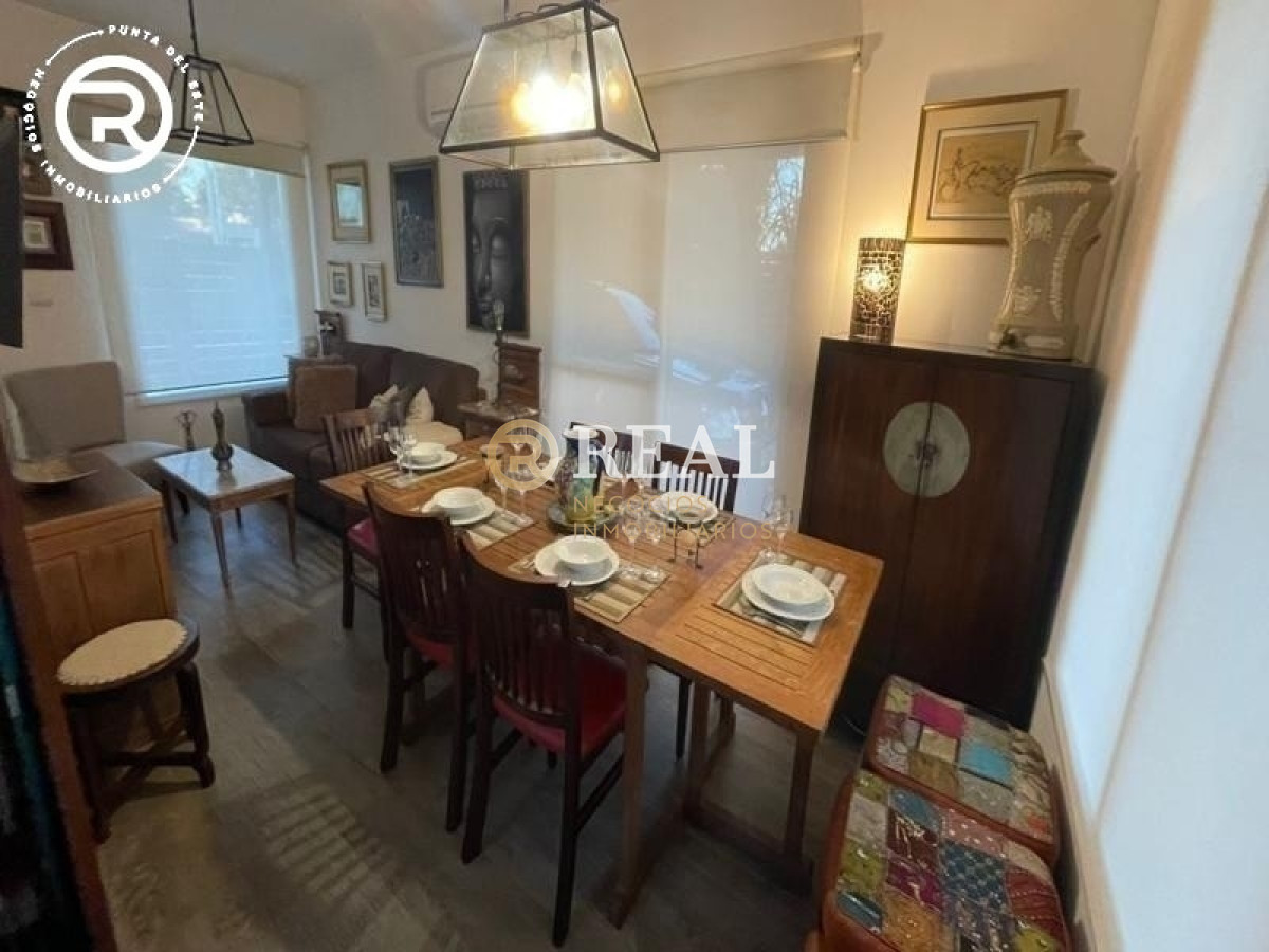 Casa ID.879 - Se vende hermosa casa con vista al mar en Balneario Buenos Aires