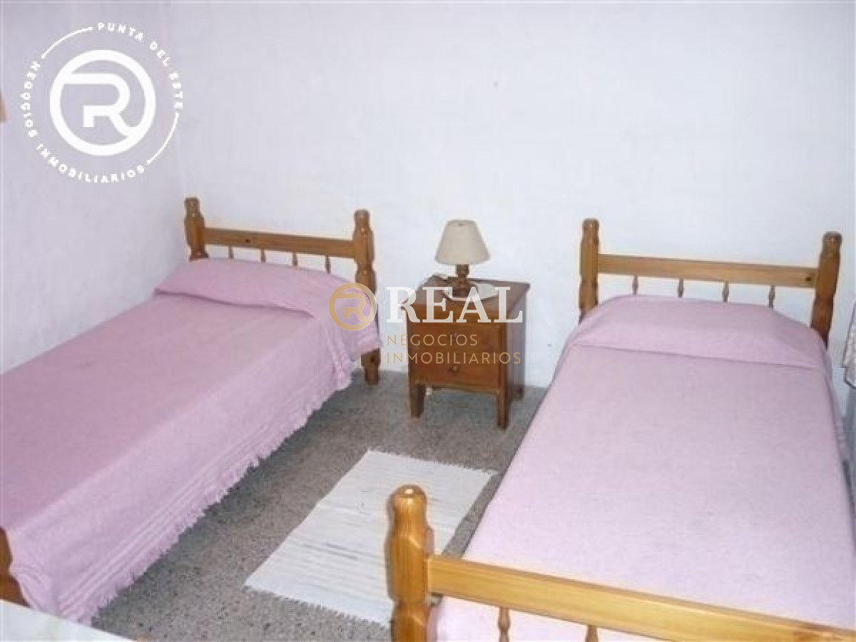 Casa ID.90 - Casa en alquiler en Balneario Buenos Aires.