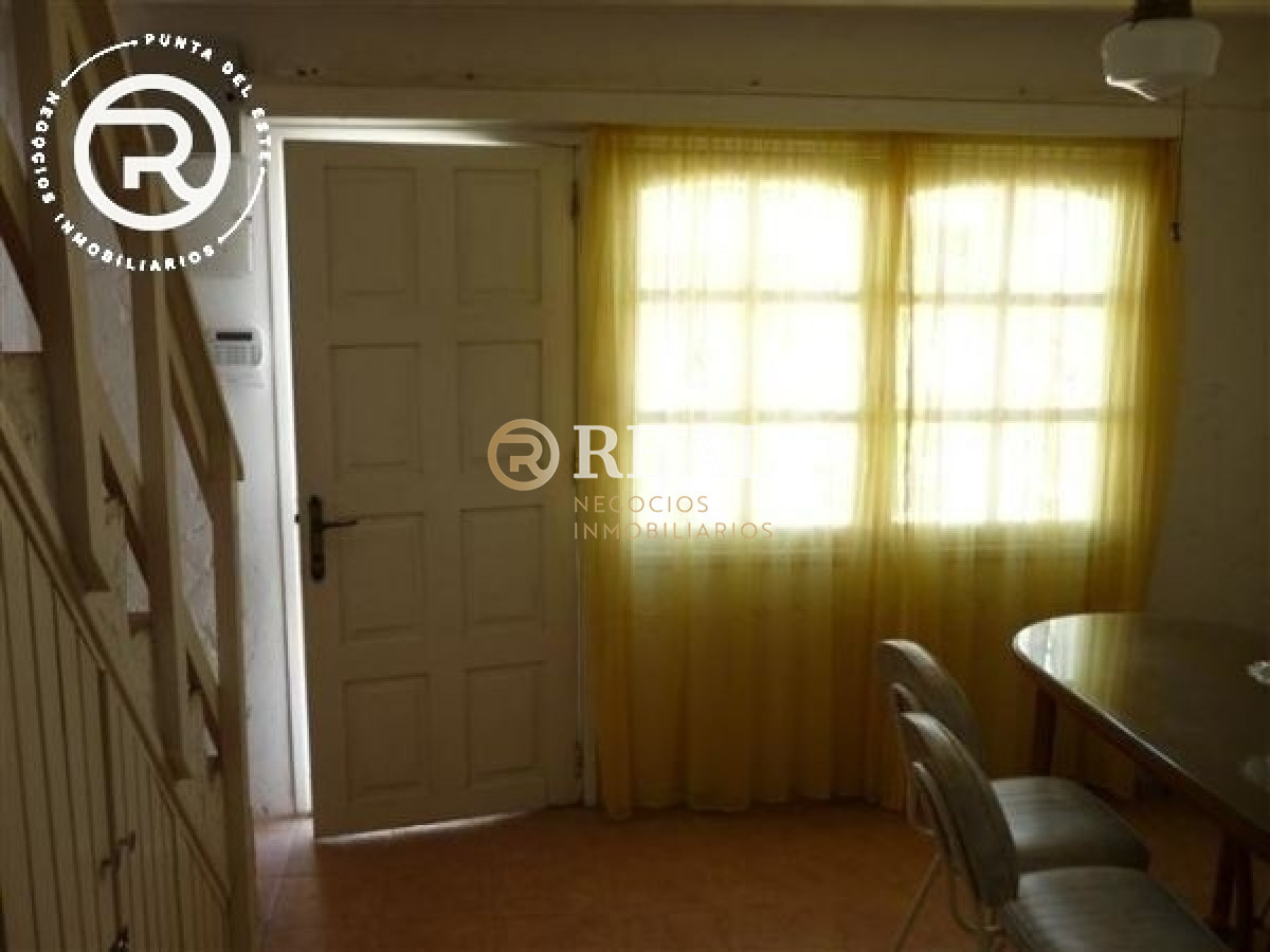Casa ID.90 - Casa en alquiler en Balneario Buenos Aires.