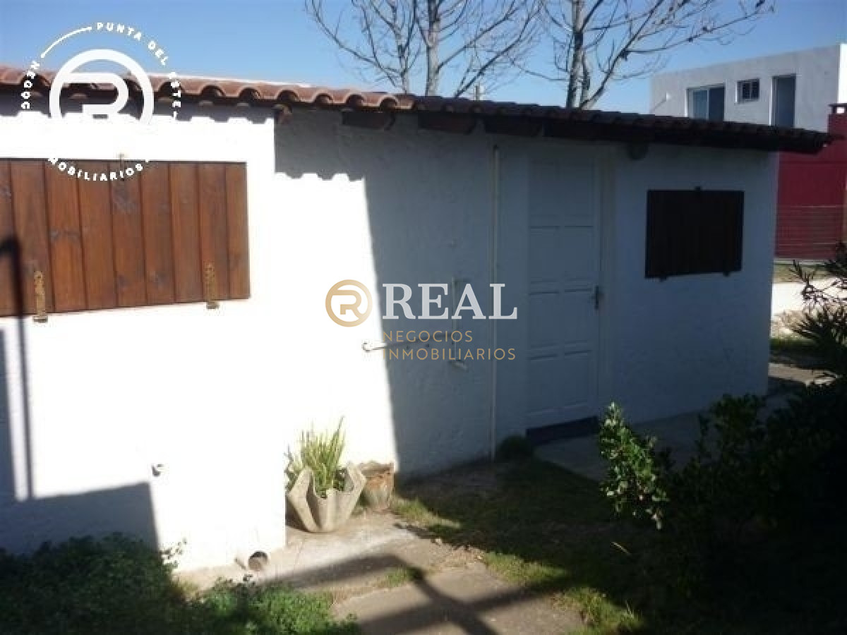 Casa ID.90 - Casa en alquiler en Balneario Buenos Aires.