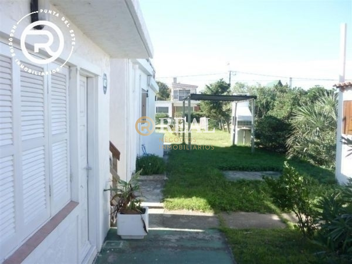 Casa ID.90 - Casa en alquiler en Balneario Buenos Aires.